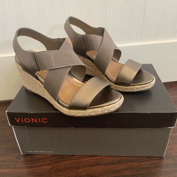 vionic ainsleigh wedge
